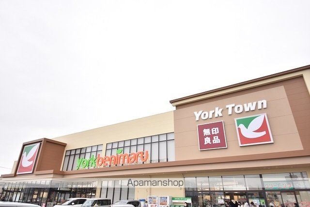 スーパー　ヨークベニマル桑野店（スーパー）まで400m