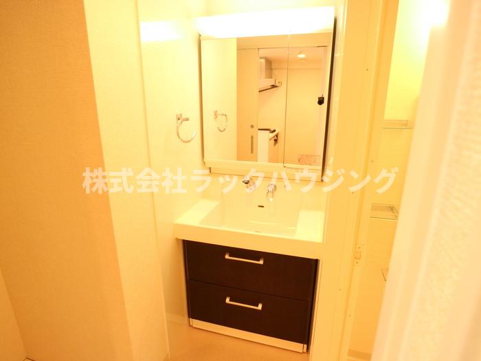 洗面設備　※同仕様写真となります。