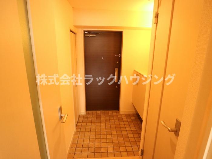 玄関　※同仕様写真となります。