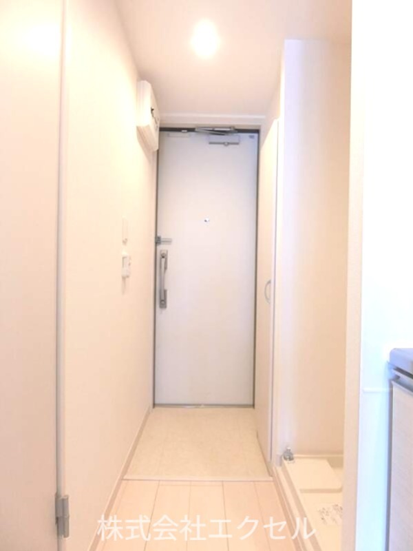 玄関　シューズボックス付きです。