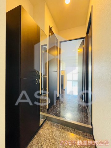 玄関　同マンション別部屋　参考写真