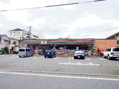 コンビニ　セブンイレブン 所沢市民体育館前店（コンビニ）まで1304m
