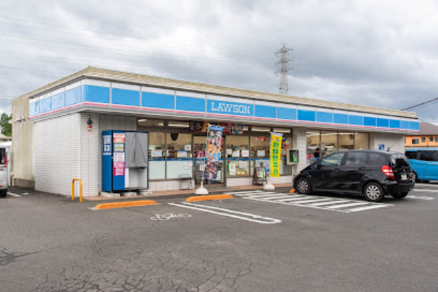 コンビニ　ローソン多摩和田店（コンビニ）まで800m