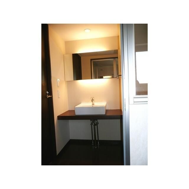 洗面設備　参考写真です