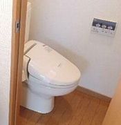 トイレ　落ち着いたトイレです