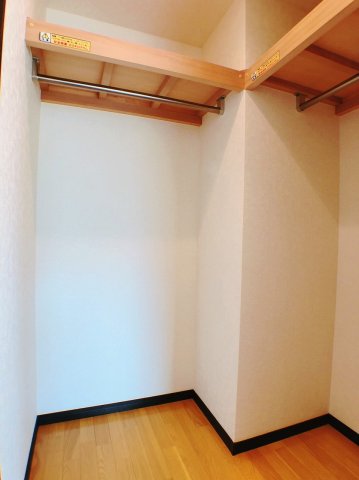 収納　大容量ウォークインクローゼット