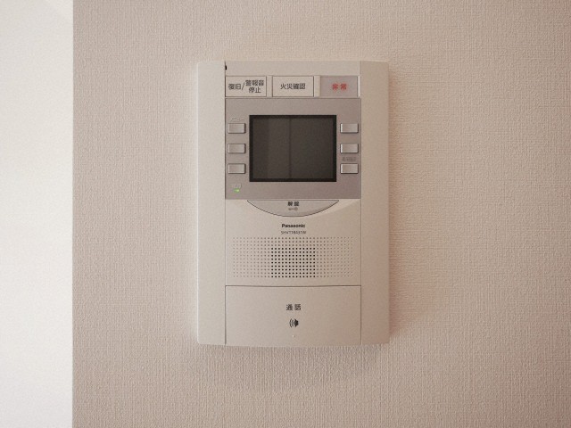 セキュリティ　モニター付きインターホンです