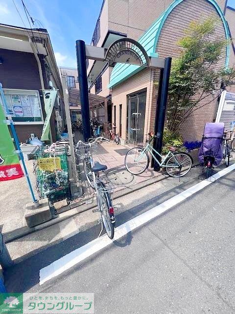 エントランス　バルコニー