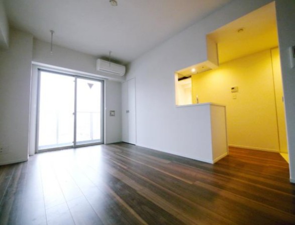 居室・リビング　☆明るい洋室☆