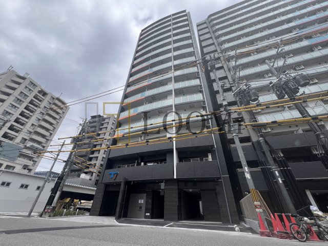 建物外観　セレニテフラン難波　外観