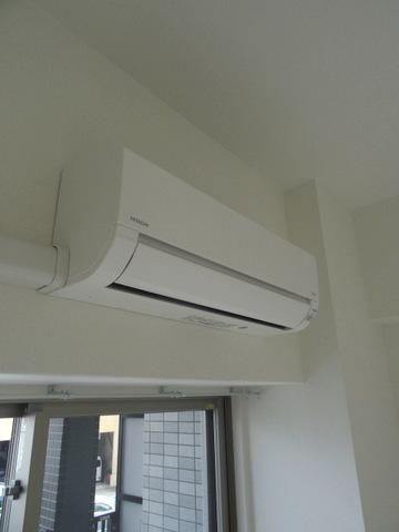 エントランス　★嬉しいエアコン完備★