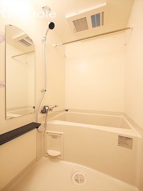 バス・シャワールーム　バスルーム