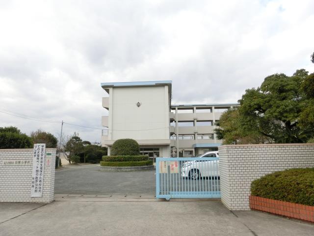 小学校　引野小学校（小学校）まで320m