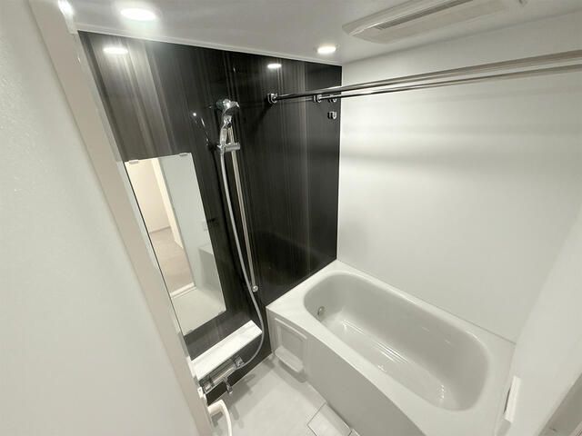 バス・シャワールーム　別部屋参考写真