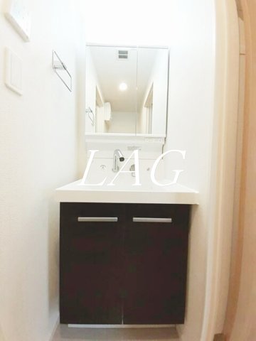 洗面設備　洗面台です。