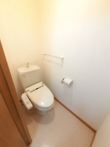トイレ　トイレもきれいです