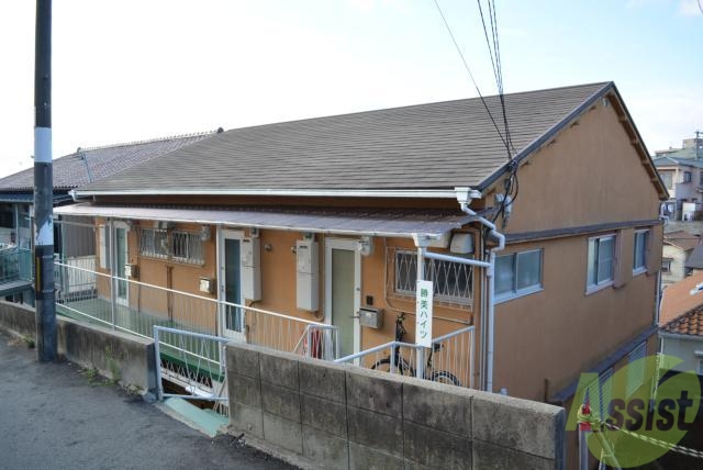 建物外観　ハイツタイプの物件です。