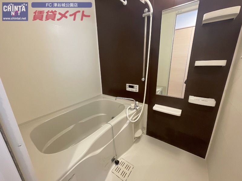 バス・シャワールーム　同型タイプ画像
