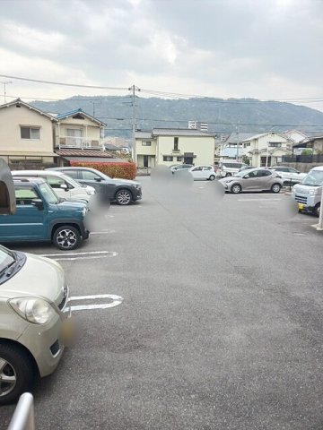 駐車場　駐車場があります