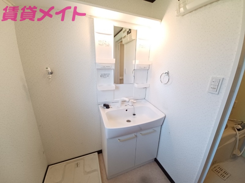 洗面設備　同型タイプ画像