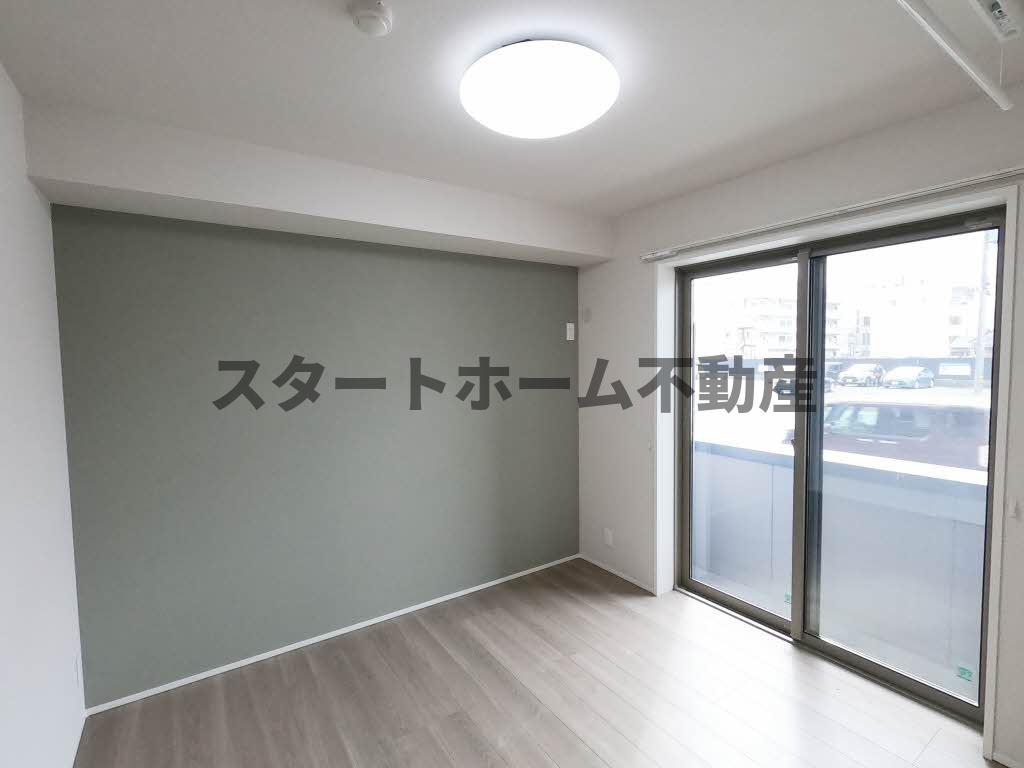 その他部屋・スペース　落ち着いて過ごせるお部屋なので、寝室にいかがでしょうか