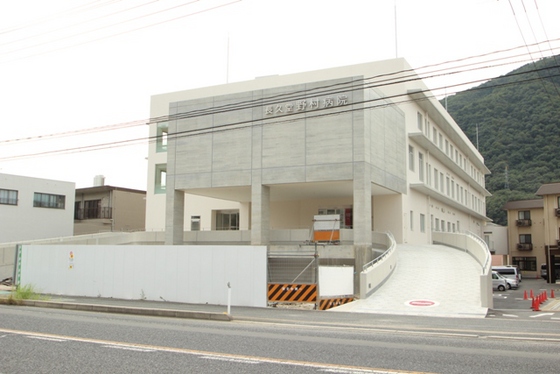 病院　医療法人長久堂野村病院（病院）まで734m