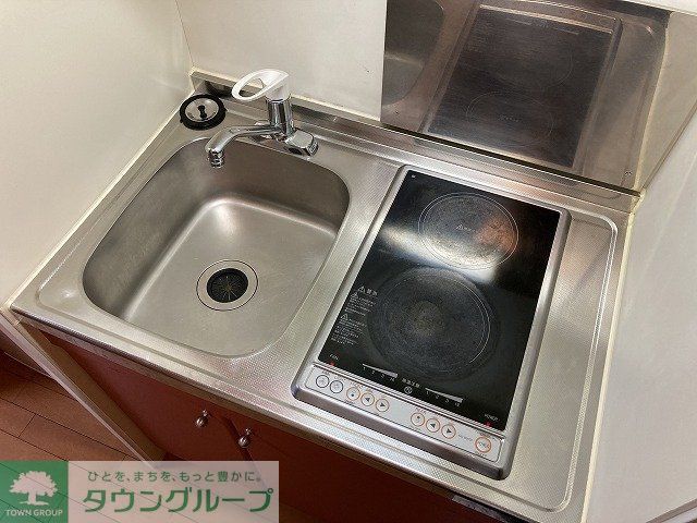 キッチン　コンロの仕様が異なる場合があります