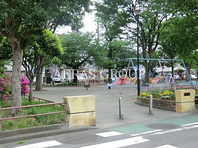 公園　久保町公園（公園）まで335m
