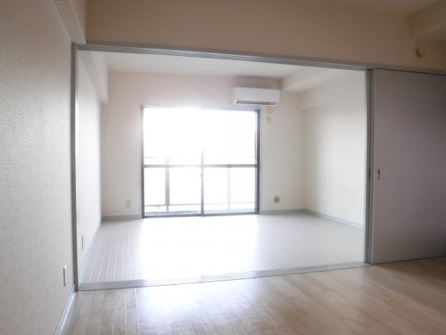 居室・リビング　他のお部屋の参考写真となります。