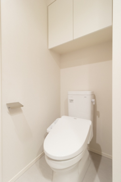トイレ　※写真は同タイプ住戸です。