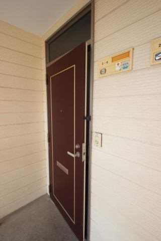 玄関　※現況優先です。