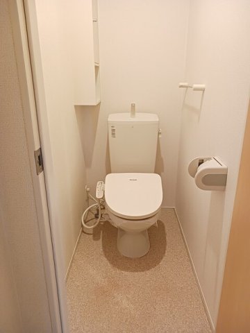 トイレ　コンパクトで使いやすいトイレです