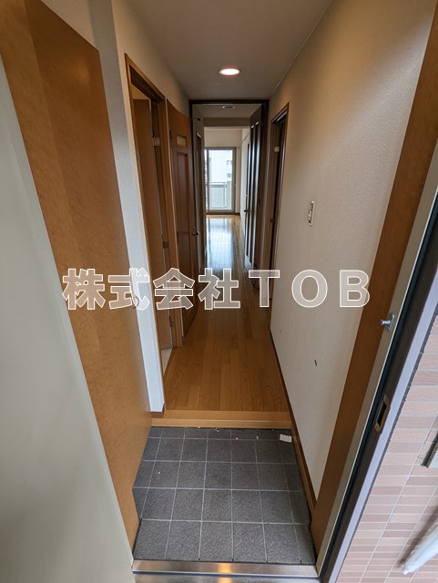 玄関　※別号室参考写真