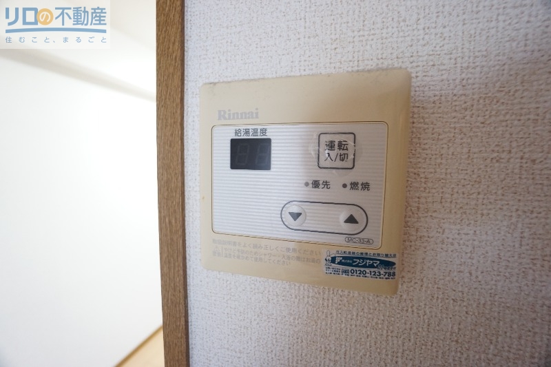 エントランス　エレベーター付