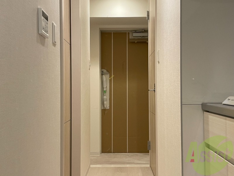 玄関　ゆとりある設計で、お客様を心地よく迎える玄関口。