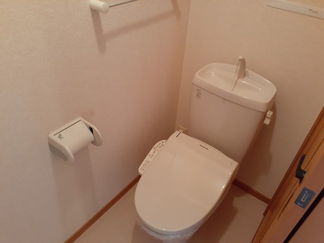 トイレ　図面と現状に相違がある場合には現状を優先