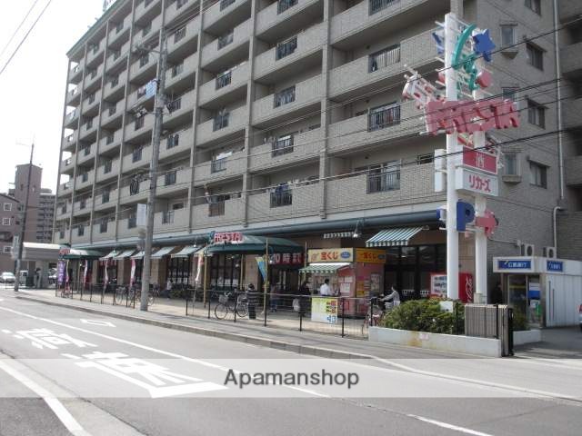 スーパー　（株）フレスタ／東原店（スーパー）まで845m