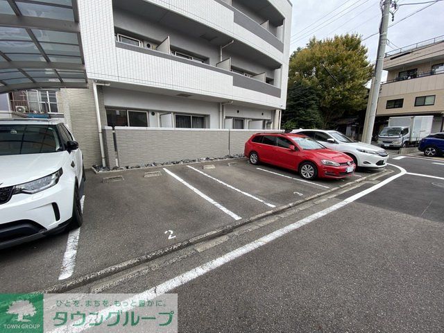 駐車場　駐車場
