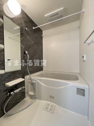 バス・シャワールーム　同仕様　同施工会社　風呂