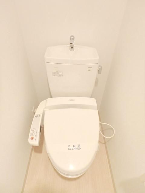 トイレ　★シャワートイレ★