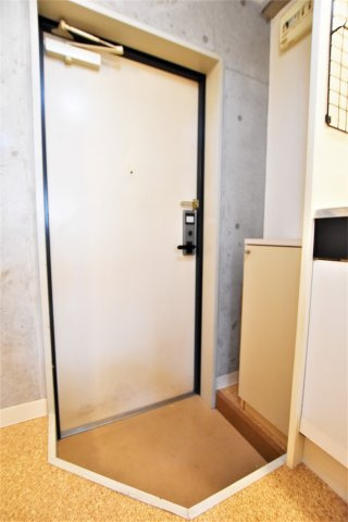 玄関　同物件、類似間取りのイメージ写真です