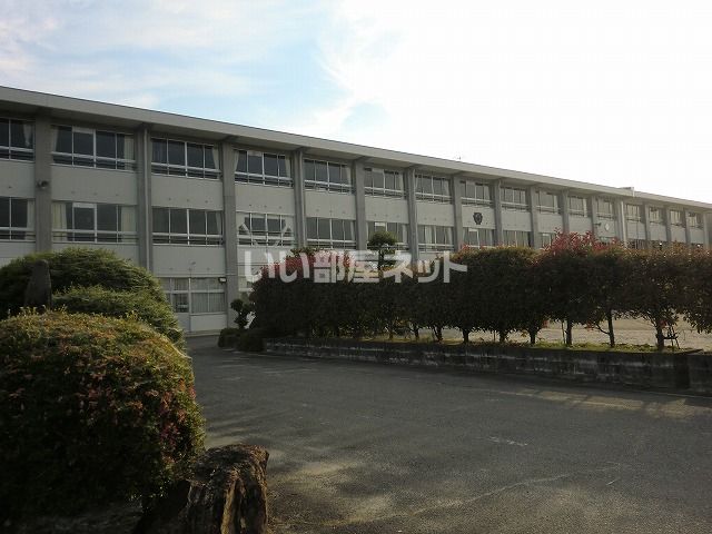小学校　下有知小学校（小学校）まで579m