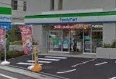 コンビニ　ファミリーマート豊玉北四丁目店（コンビニ）まで260m