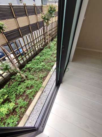 バルコニー　別部屋同タイプ部屋の参考写真となります。