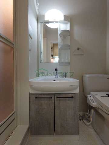 洗面設備　別部屋同タイプ部屋の参考写真となります。