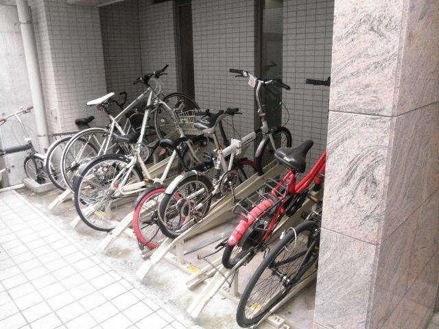 駐車場　敷地内駐輪場も有ります★
