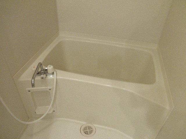 バス・シャワールーム　★もちろんバス・トイレ別★