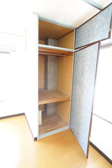 収納　奥行のある収納付です！増えがちな荷物をスッキリ収納できます☆