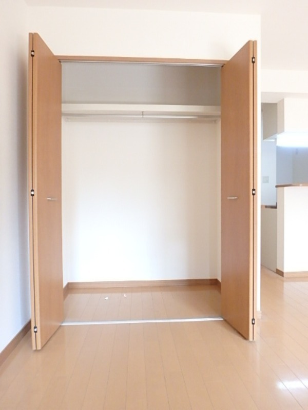収納　図面と現状に相違がある場合には現状を優先