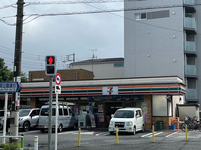 コンビニ　セブンイレブン 板橋高島平3丁目店（コンビニ）まで370m